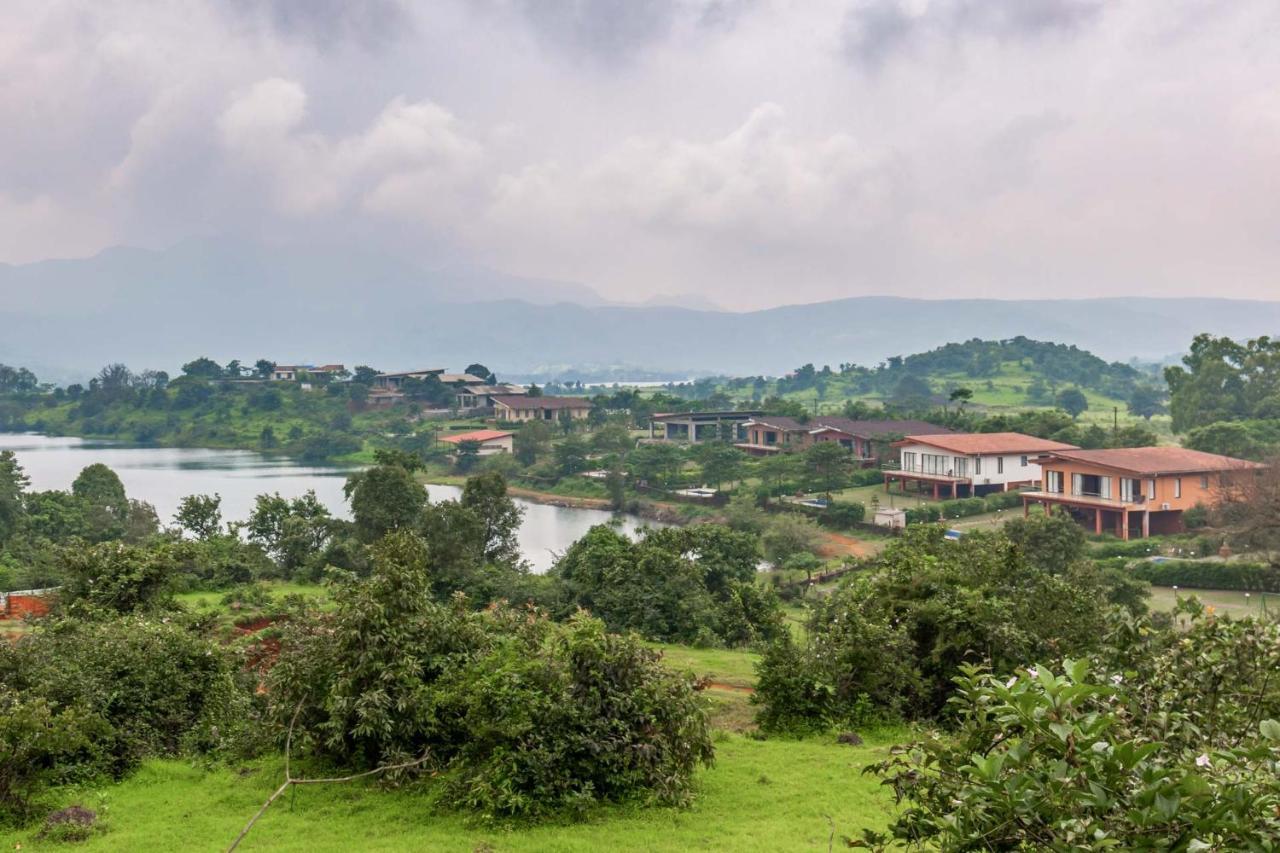 Stayvista'S Shivom Villa 5 - A Serene Escape With Views Of The Valley And Lake لونافالا المظهر الخارجي الصورة